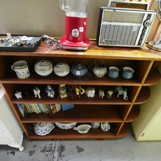 solid rimu bookcase H-1140 W-1260 D-260