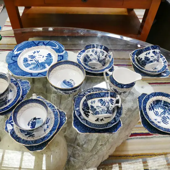willow pattern trios, creamer, sugar, plate