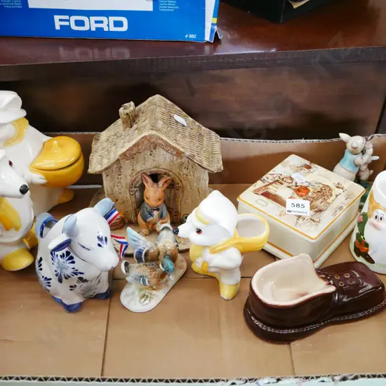 box; novelty egg cups, cow creamer, cottage etc