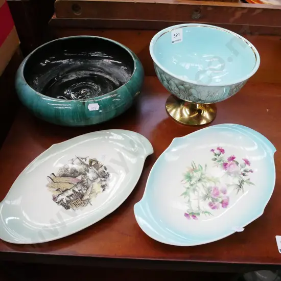 Blue Mountain float bowl, ceramic comport, 2 x plates