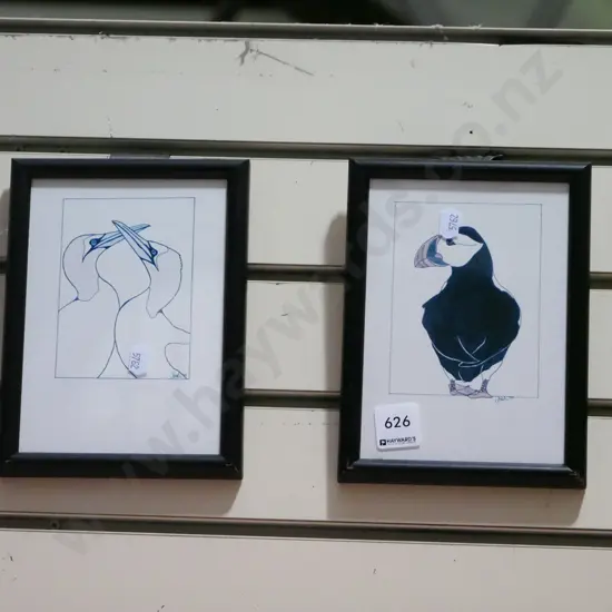 2x small bird prints