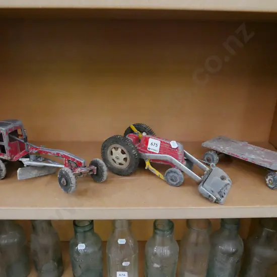 Fun Ho grader, tractor and trailer