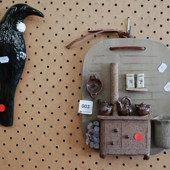 ceramic wall mounted tui, 3D cottage kitchen