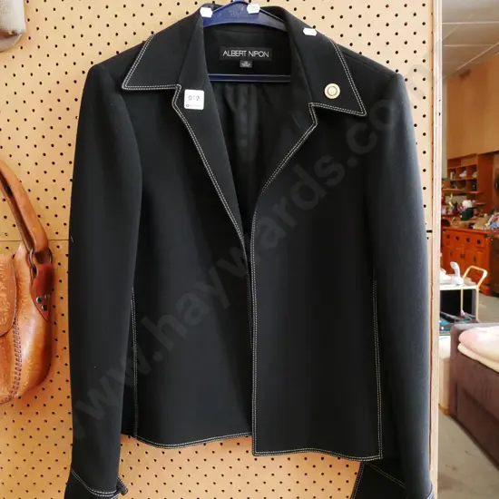 Albert Mikon size 10 ladies jacket