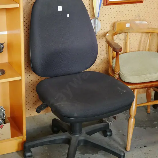 black upholstered office chair
