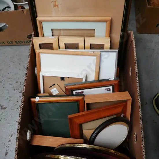 box; various photos, picture frames