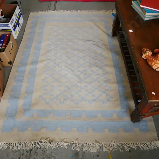 blue and cream geometric kilim 