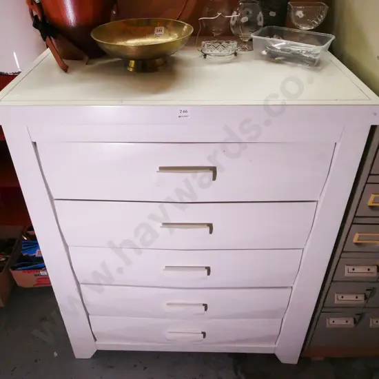 white painted 5 drawer chest - some scrapes and damage H-1085 W-750 D-450