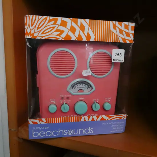 as-new Beach Sounds portable radio