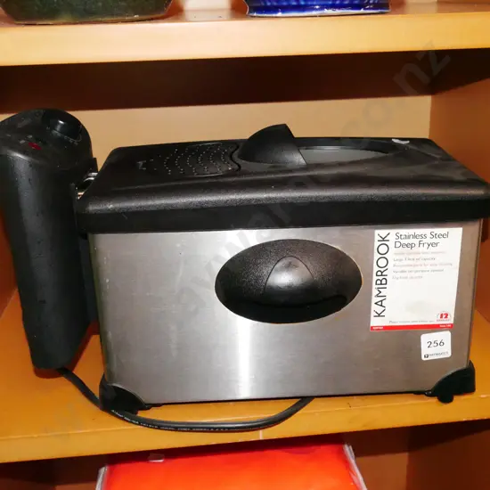 Kambrook stainless steel deep fryer