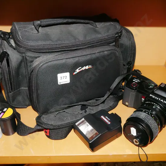 Pentax 30 35mm camera, basg, flash etc