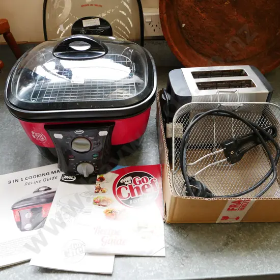 Go Chef 8 in 1 cooker with extra accessories, spare lid, toaster