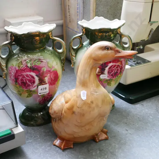 duck figurine, pair of pink rose vases H-240