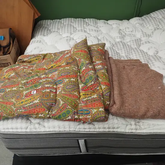 woollen blanket, single feather duvet