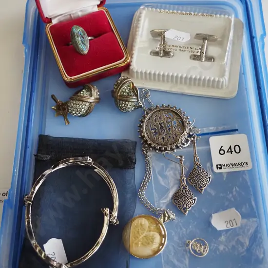 plastic tray; cuff links, rings etc