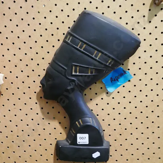 Egyptian souvenir wall silhouette - has repair