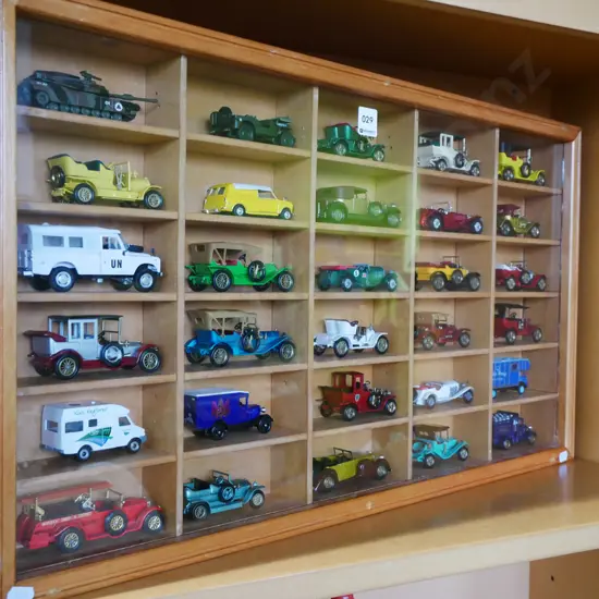 display box and 30 model vehicles - no boxes