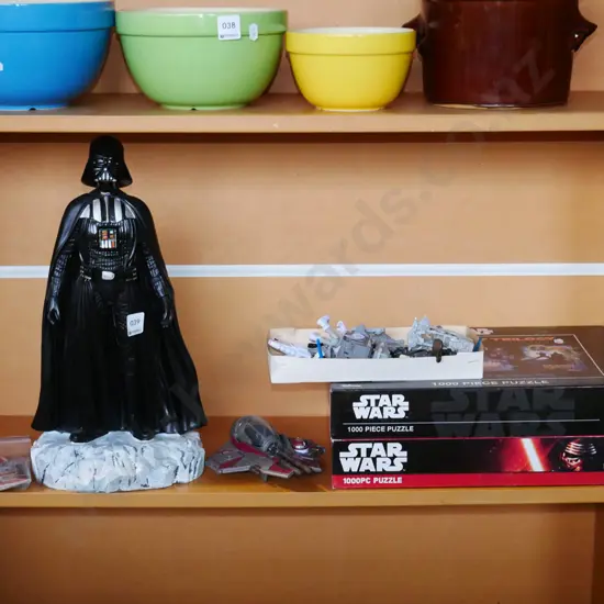 shelf; Star Wars puzzles, figurines, collector cards