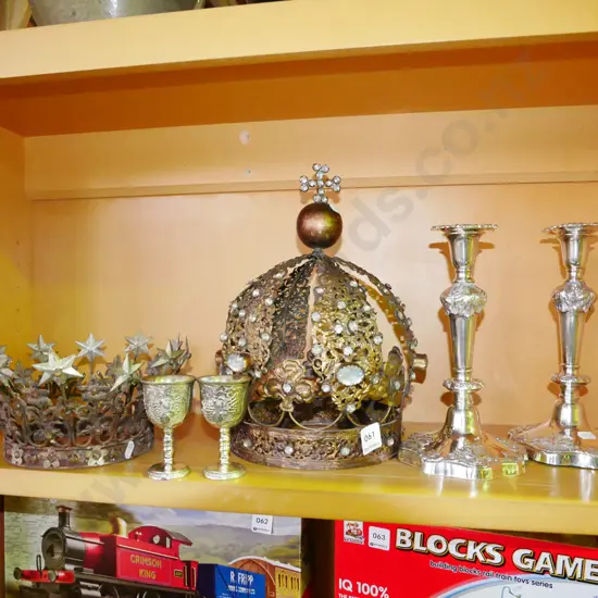 2x metal crowns, plated candlesticks, small goblets
