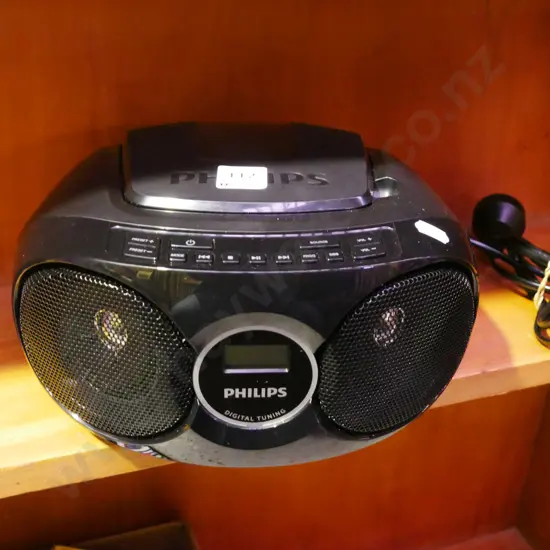 small Philips radio CD player