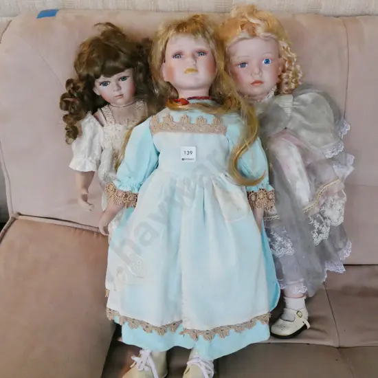3x porcelain display dolls