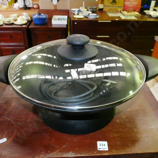 Kambrook electric wok