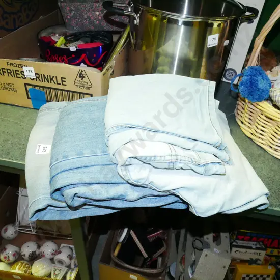 3 pairs of denim jeans