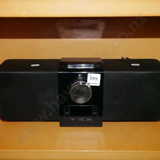 Logitec radio alarm clock