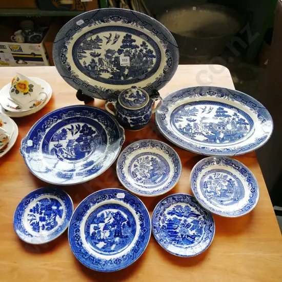willow pattern plates, dishes, lidded canister