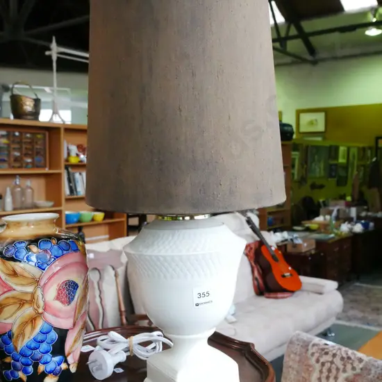 Spode ceramic based table lamp H-500