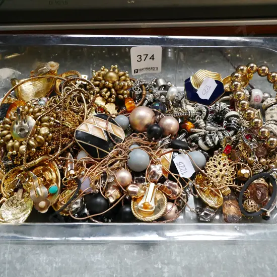 tray; costume jewellery