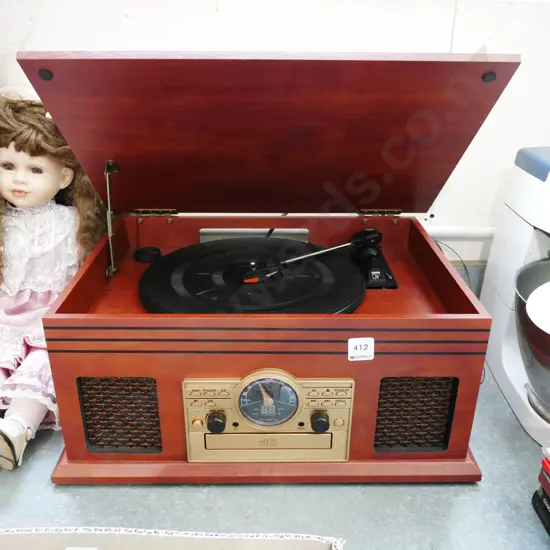 reproduction radiogram with CD player