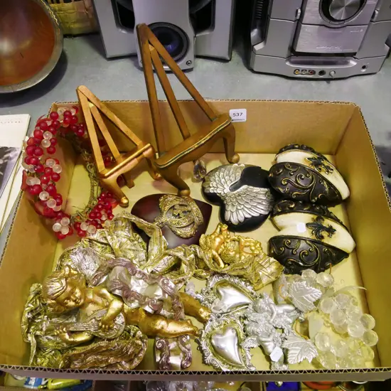 box; wall mounted hearts, small easel, cherub figurines