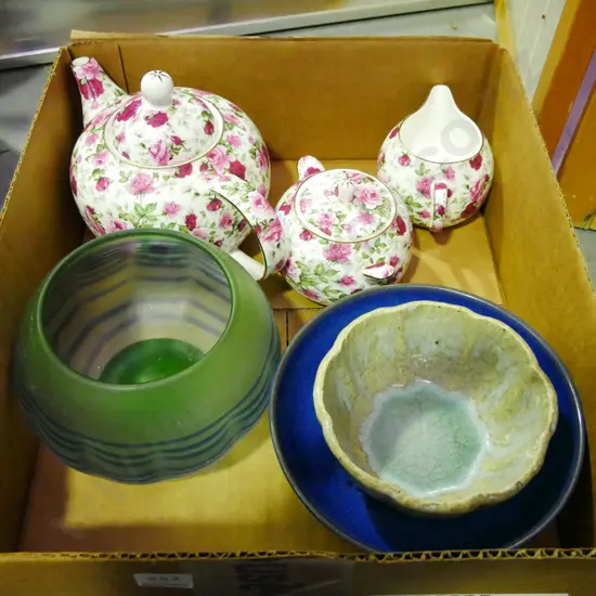 box; bowls, Maxwell Williams teapot, creamer, sugar