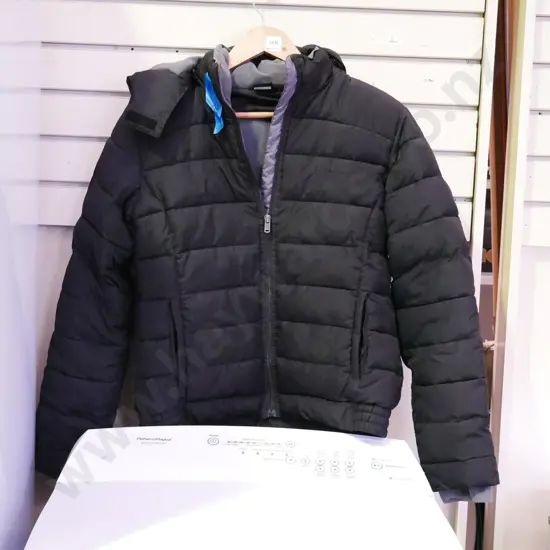 LA Gear size S puffer jacket