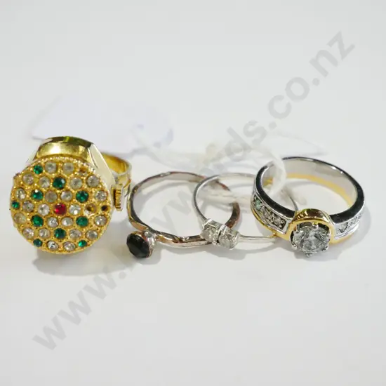3x rings, 1x watch ring