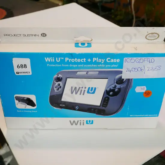 boxed Wii protect and play case cover