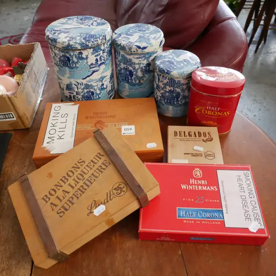 cigar boxes, vintage tins