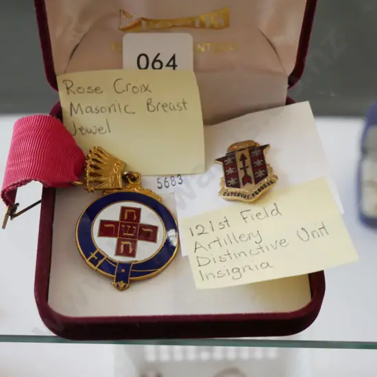 2x military badges; The Rose Croix Masonic breast jewel, 121st Field Artillery insignia badge