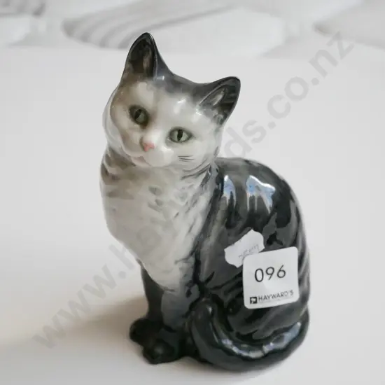 Beswick cat figurine H-150