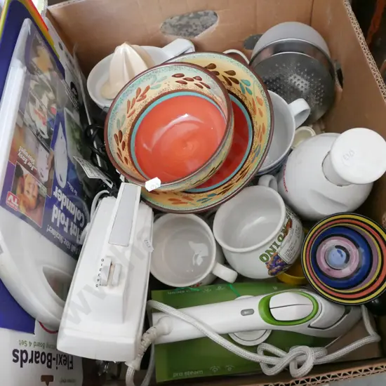 box; electric knife, colander, chopping boards, bowls etc