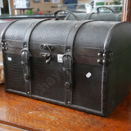 reproduction barrel top chest storage box