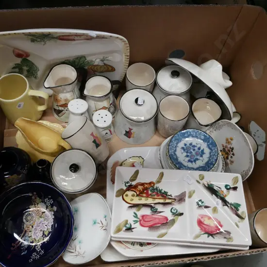box; jugs, serving dishes, bowls etc