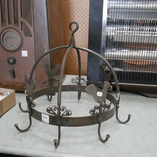 French themed pot hanger