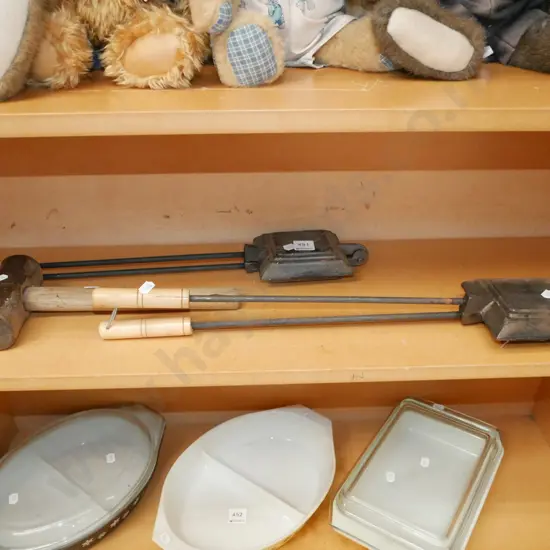 small heavy hammer, 2x camp fire toastie pie machines