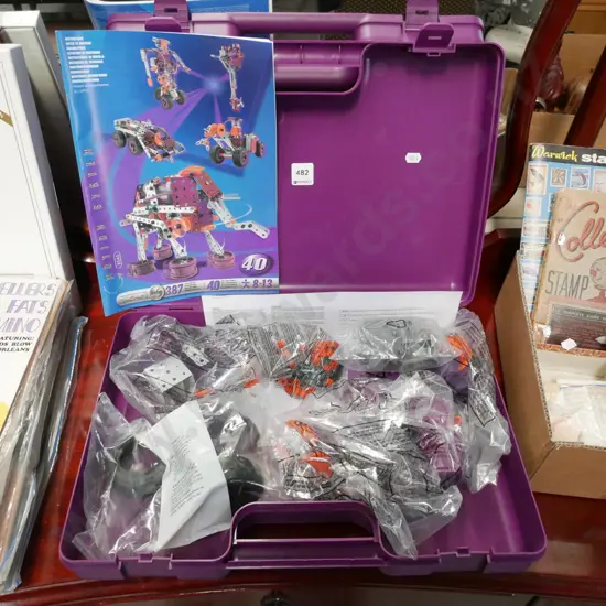 as-new boxed Meccano set