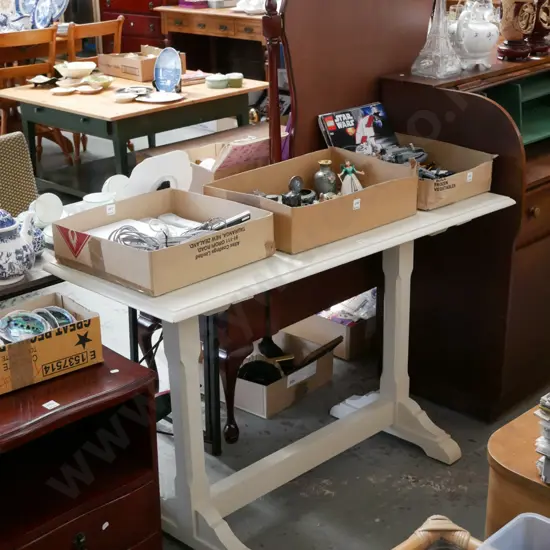 white painted hall table H-770 W-1230 D-500