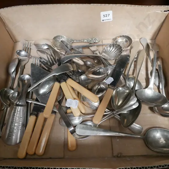 box of cutlery