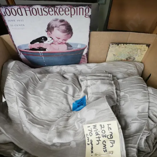 box; curtains L-2030 W-1700, 2 prints on tin