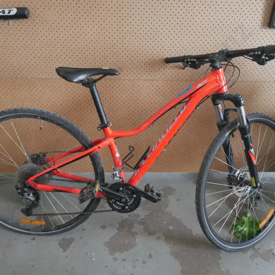 Specialised mountain/road bike